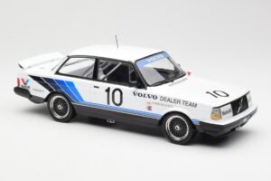 Volvo 240 Turbo #10 R. Francevic Winner ATCC 1986 IXO 1:18 18RMC176 Metāls — attēls 4 no 6