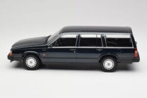 Volvo 740 GL Universāls Tumšzaļš Metalik Minichamps 1:18 155171771 Metāls — attēls 3 no 6