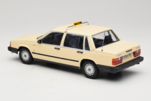 Volvo 740 GL Taksometrs Vācija Minichamps 1:18 155171792 Metāls — attēls 5 no 6