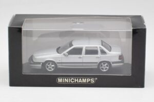 Volvo 850 Sudrabs Minichamps 1:43 430171402 Metāls — attēls 4 no 4