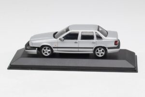 Volvo 850 Sudrabs Minichamps 1:43 430171402 Metāls