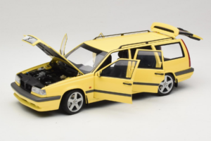 Volvo 850 T-5R Universāls Cream Yellow AUTOart 1:18 79506 Metāls — attēls 2 no 8