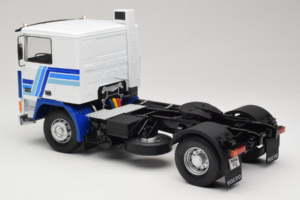 Volvo F12 Zils Balts Road Kings 1:18 RK180033 Metāls — attēls 7 no 8