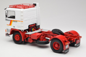 Volvo F12 Balts Sarkans Road Kings 1:18 RK180031 Metāls — attēls 7 no 8