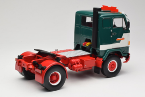 Volvo F88 Bilspedition Zaļš Balts MCG 1:18 MCG18139 Metāls — attēls 3 no 8