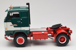 Volvo F88 Bilspedition Zaļš Balts MCG 1:18 MCG18139 Metāls — attēls 4 no 8