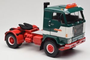 Volvo F88 Bilspedition Zaļš Balts MCG 1:18 MCG18139 Metāls — attēls 6 no 8