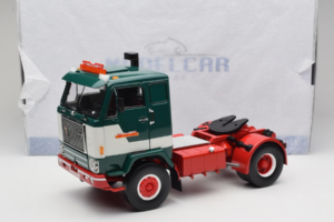 Volvo F88 Bilspedition Zaļš Balts MCG 1:18 MCG18139 Metāls — attēls 8 no 8
