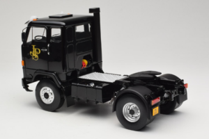 Volvo F88 John Player Special Black MCG 1:18 MCG18217 Metāls — attēls 7 no 8