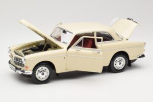 Volvo P121 Amazon Balts Revell 1:18 08866 Metāls — attēls 2 no 8