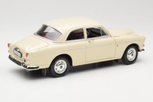 Volvo P121 Amazon Balts Revell 1:18 08866 Metāls — attēls 3 no 8