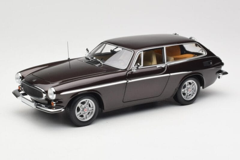 Volvo P1800 ES Brūns Metallic Minichamps 1:18 100171615 Metāls