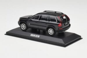 Volvo XC90 Melns Safīrs Minichamps 1:43 38704 Metāls — attēls 3 no 4