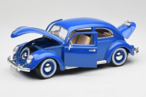 Volkswagen Beetle Zils Bburago 1:18 23124646 Metāls — attēls 2 no 8