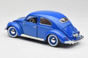 Volkswagen Beetle Zils Bburago 1:18 23124646 Metāls — attēls 7 no 8