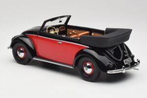 Volkswagen Beetle Kabriolets Melns & Sarkans Minichamps 1:18 107054132 Sveķi — attēls 5 no 6