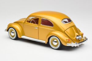 Volkswagen Beetle Zelta Bburago 1:18 3361 Metāls — attēls 7 no 8