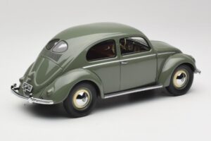 Volkswagen Beetle Beryl Zaļš Minichamps 1:18 107054000 Sveķi — attēls 2 no 6