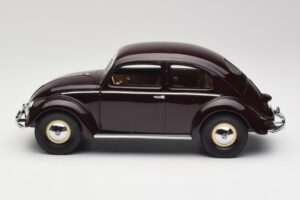Volkswagen Beetle Ruby Sarkans Minichamps 1:18 107054002 Sveķi — attēls 3 no 6