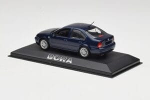 Volkswagen Bora Ocean Zils Minichamps 1:43 8198223B Metāls — attēls 3 no 4