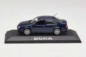 Volkswagen Bora Ocean Zils Minichamps 1:43 8198223B Metāls