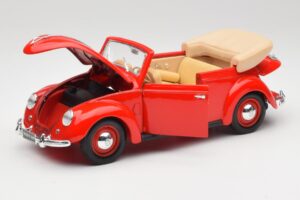 Volkswagen Kabriolets Ruby Sarkans Maisto 1:18 32826 Metāls — attēls 2 no 8