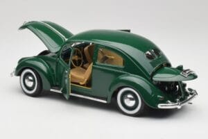 Volkswagen Export Sedan Beryl Zaļš Maisto 1:18 31820 Metāls — attēls 5 no 8