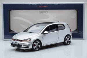 Volkswagen Golf GTI Mk7 Reflex Sudrabs Norev 1:18 188551 Metāls — attēls 8 no 8