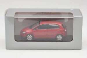 Volkswagen Golf Plus Tornado Sarkans Minichamps 1:43 821911110 Metāls — attēls 4 no 4