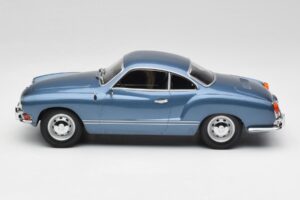 Volkswagen Karmann Ghia Coupe Neptune Zils Minichamps 1:18 155054022 Metāls — attēls 3 no 6