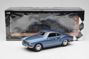 Volkswagen Karmann Ghia Coupe Neptune Zils Minichamps 1:18 155054022 Metāls — attēls 6 no 6