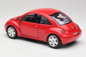 Volkswagen New Beetle Sarkans Bburago 1:18 3342 Metāls — attēls 7 no 8