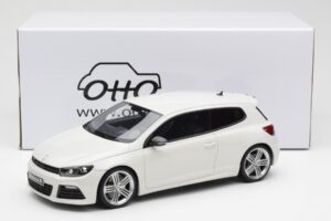 Volkswagen Scirocco Mk3 R Phase 1 Balts Otto 1:18 OT1090 Sveķi — attēls 6 no 6