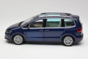 Volkswagen Sharan 7N Shadow Zils Metaliks Minichamps 1:18 110051100 Metāls — attēls 4 no 8