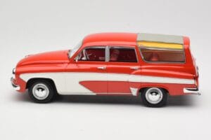 Wartburg 311 Camping Deluxe Sarkans Balts BoS Models 1:18 BOS037 Sveķi — attēls 3 no 6