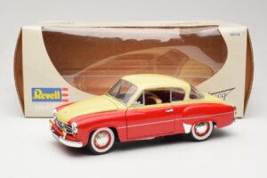 Wartburg 311 Coupe Sarkans & Bēšs Revell 1:18 8418 Metāls — attēls 8 no 8