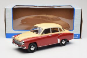 Wartburg 311 Dark Red Beige MCG 1:18 MCG18299 Metāls — attēls 6 no 6