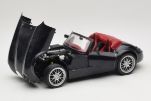 Wiesmann Roadster MF Carbon Black Revell 1:18 WIESMANN001 Metāls — attēls 2 no 9