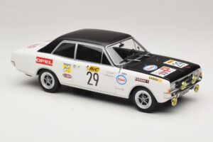 Opel Commodore A #29 J-L. Clarr / J-P. Peyroux Tour de France Automobile 1971 MCG 1:18 MCG18562R Metāls — attēls 4 no 6