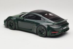 Porsche 911 992 Turbo S Brabus 900 Rocket R Mean Green GT Spirit 1:18 GT959 Sveķi — attēls 5 no 6