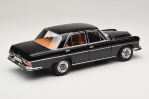Mercedes 280 SE W108 Melns Norev 1:18 183360 Metāls — attēls 3 no 8