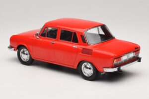 Skoda 100 Sarkans MCG 1:18 MCG18783 Metāls — attēls 4 no 6