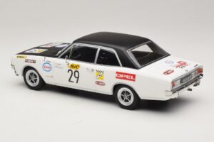 Opel Commodore A #29 J-L. Clarr / J-P. Peyroux Tour de France Automobile 1971 MCG 1:18 MCG18562R Metāls — attēls 5 no 6