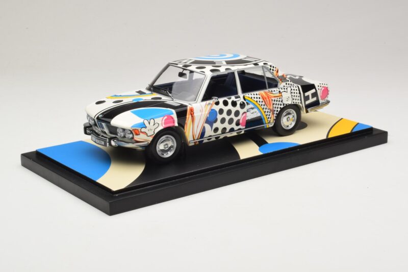 BMW 2500 E3 New Horizon Minichamps 1:18 155029204 Sveķi