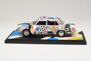 BMW 2500 E3 New Horizon Minichamps 1:18 155029204 Sveķi — attēls 3 no 6