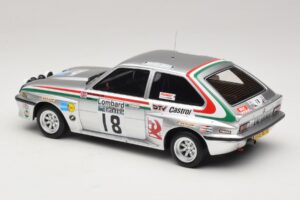 Vauxhall Chevette 2300 HSR J. McRae / M. Nicholson Lombard RAC Rally 1980 Otto 1:18 OT1225 Sveķi — attēls 5 no 6