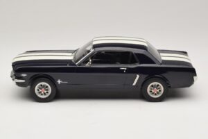 Ford Mustang Nightmist Blue Norev 1:18 182805 Metāls — attēls 3 no 6