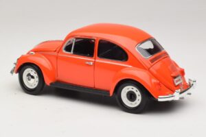 Volkswagen Beetle Oranžs Gremlins Movie Greenlight 1:18 12985 Metāls — attēls 7 no 8