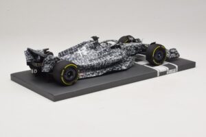 Alfa Romeo Orlen C42 R. Kubica Testing Barcelona 2022 Minichamps 1:18 117229988 Sveķi — attēls 2 no 7