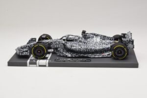 Alfa Romeo Orlen C42 R. Kubica Testing Barcelona 2022 Minichamps 1:18 117229988 Sveķi — attēls 3 no 7